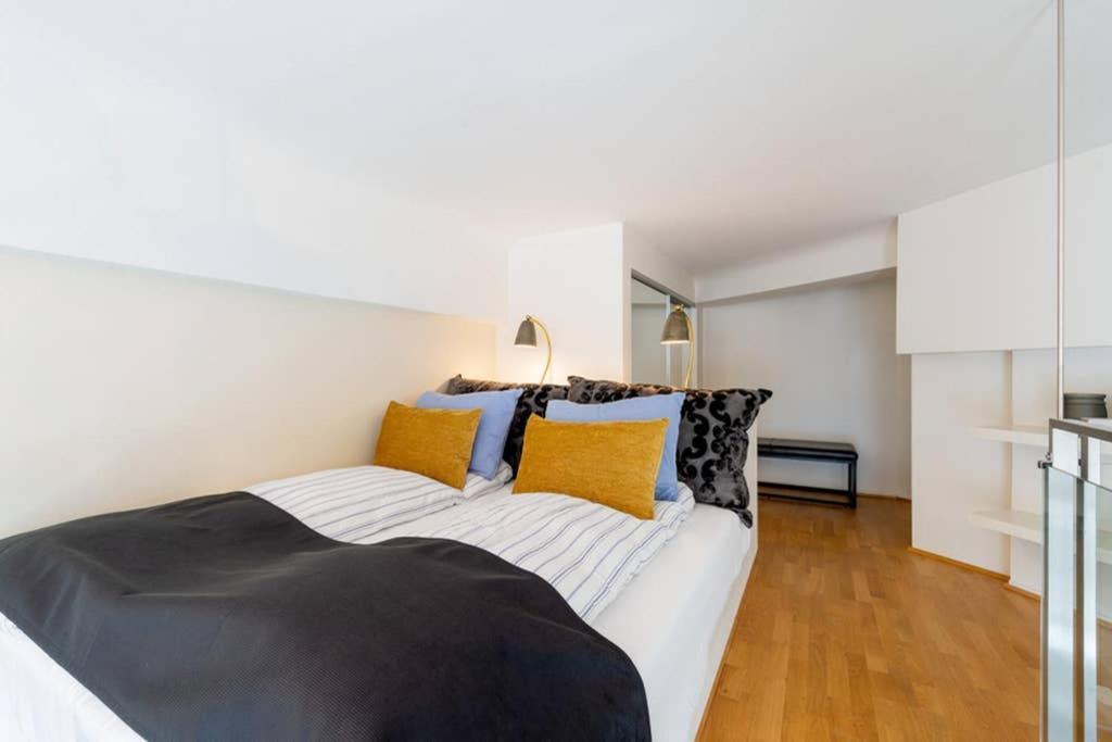 Nordic Host Luxury Apts - Prinsens Gate - Large Mezzanine Studio Осло Экстерьер фото